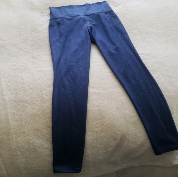 Athleta SALUTATION STASH POCKET II 7/8 TIGHT sz S - Picture 1 of 7